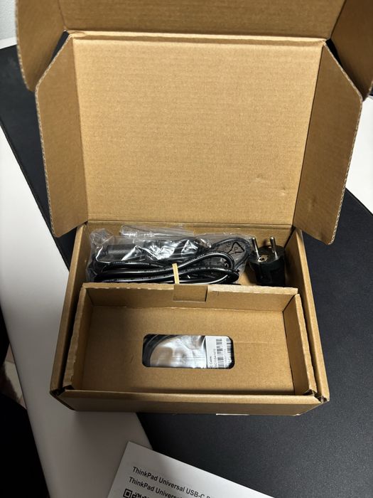 Lenovo ThinkPad Universal Dock USB-C