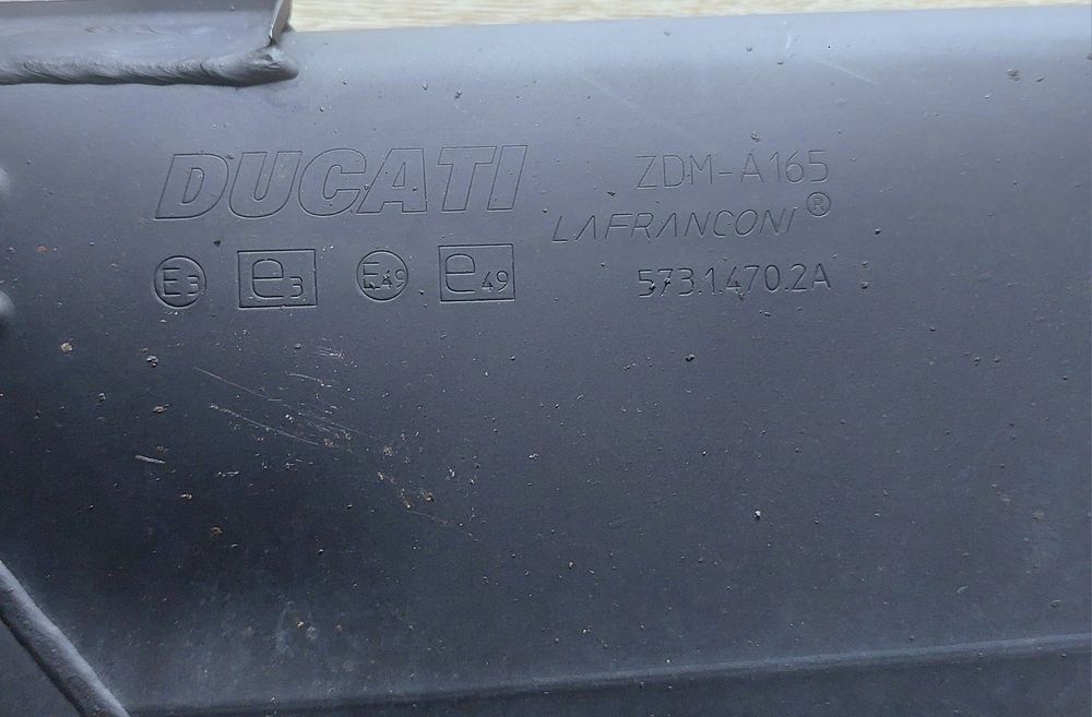Глушник Ducati ZDM-A165 Lafranconi