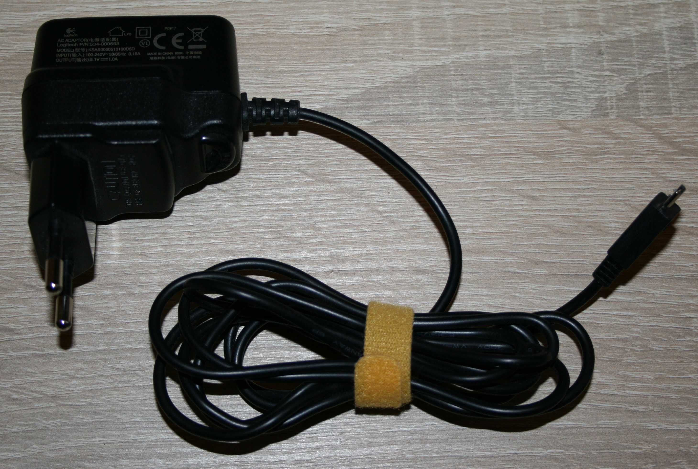 ładowarka z wtykiem micro USB Logitech