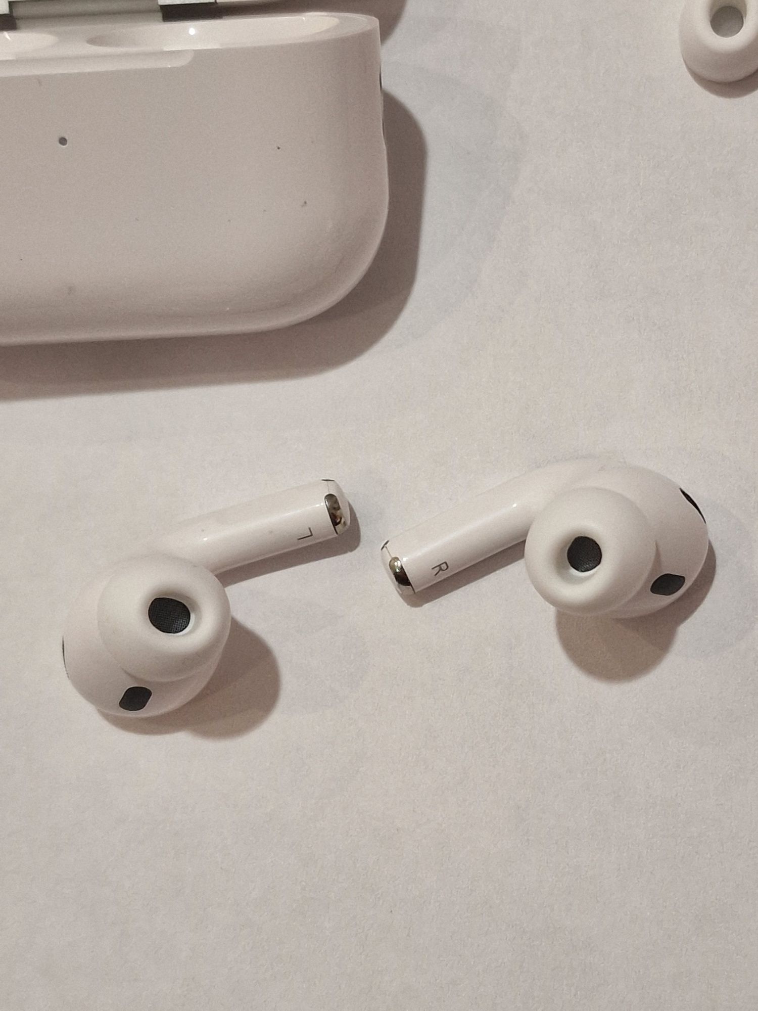 Гарнитура TWS Apple AirPods Pro 2nd generation нові