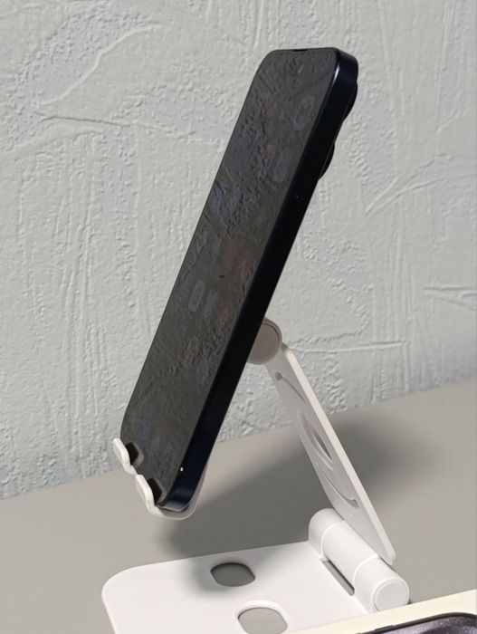 Продам IPhone 15 pro max 256 gb