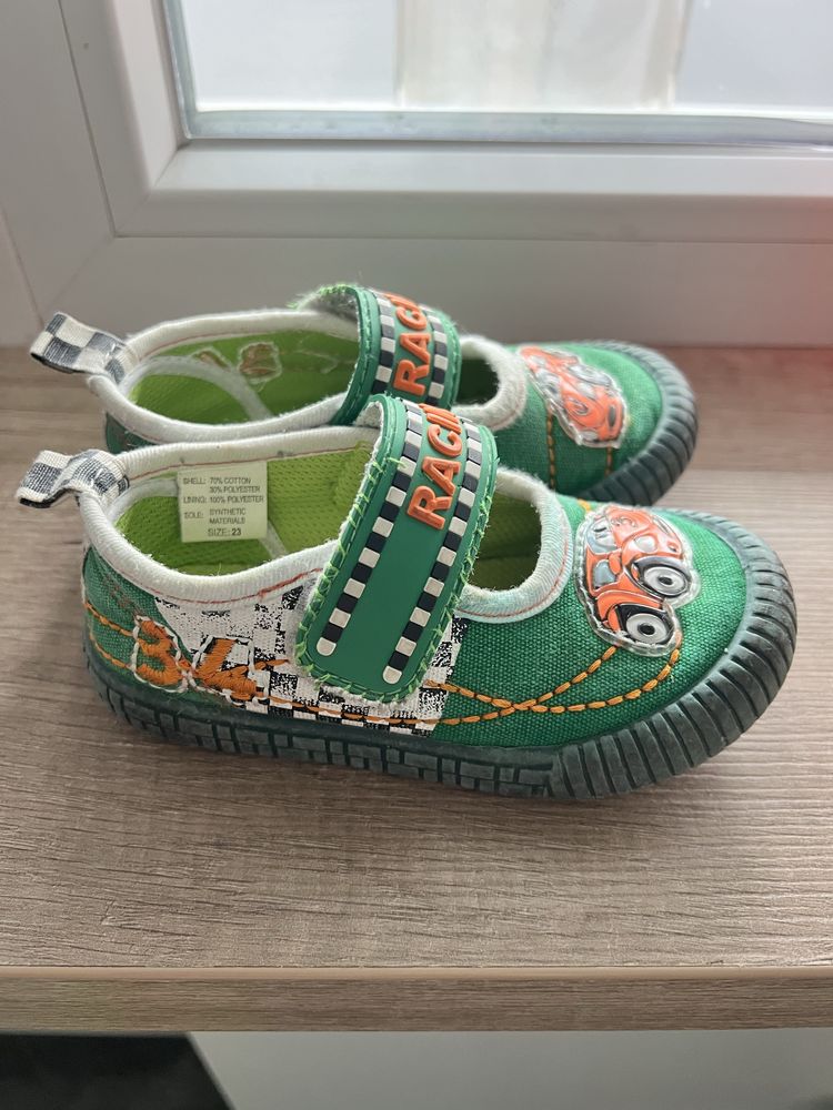 Тапочки для садочка домашнє взуття