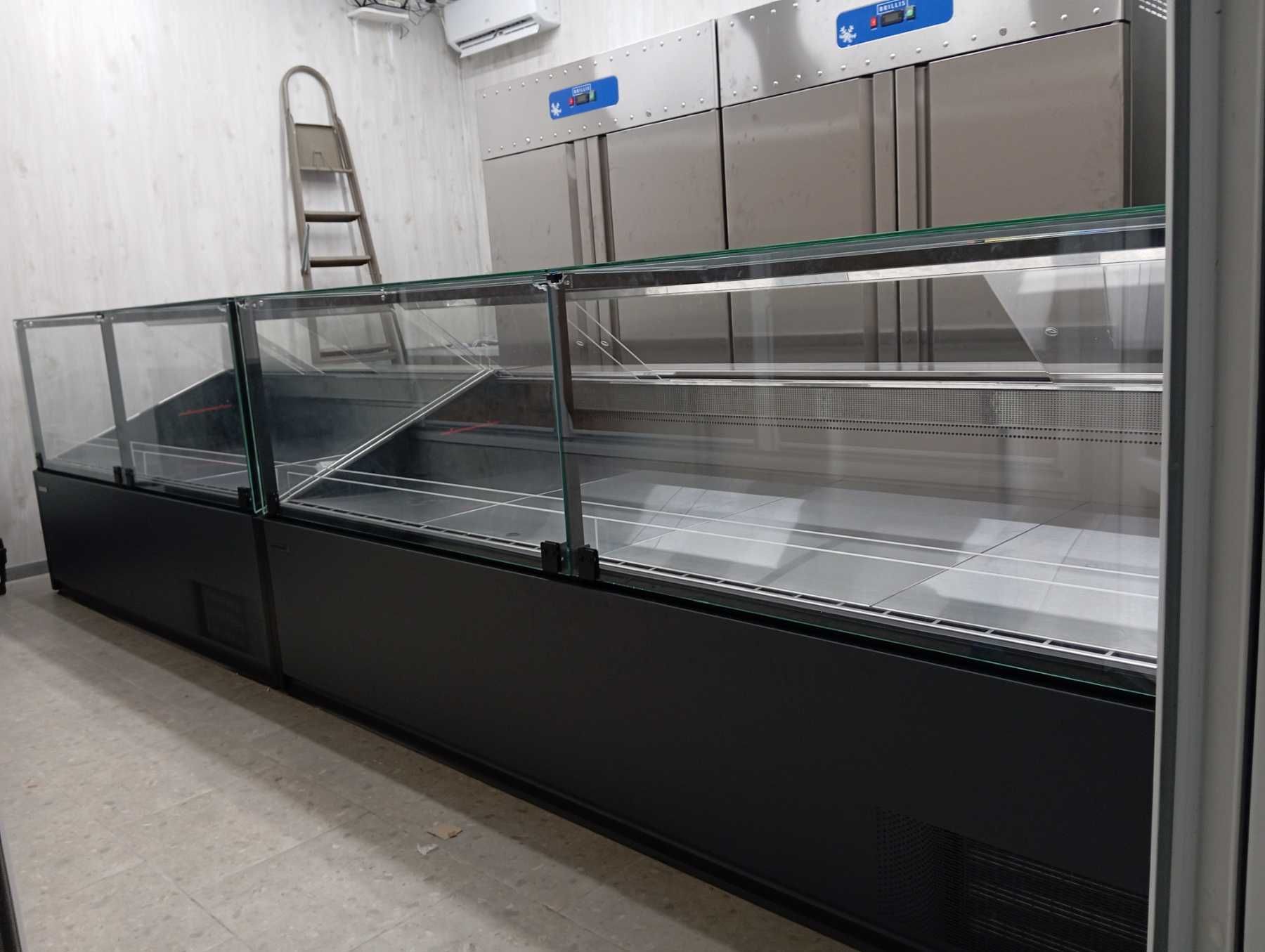 Гастрономія холодильна вітрина в сірому кольорі антрацит в наявності