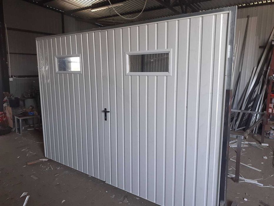 brama garażowa uchylna, dwuskrzydłowa PRODUCENT