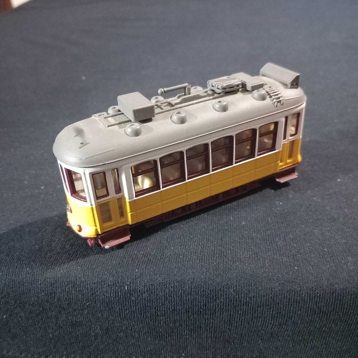 Miniatura carro eléctrico