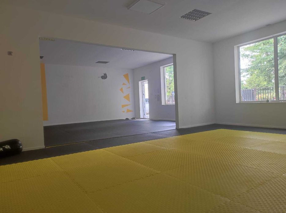 Lokal usługowy do wynajęcia – Bełchatów, ul. Sienkiewicza 23