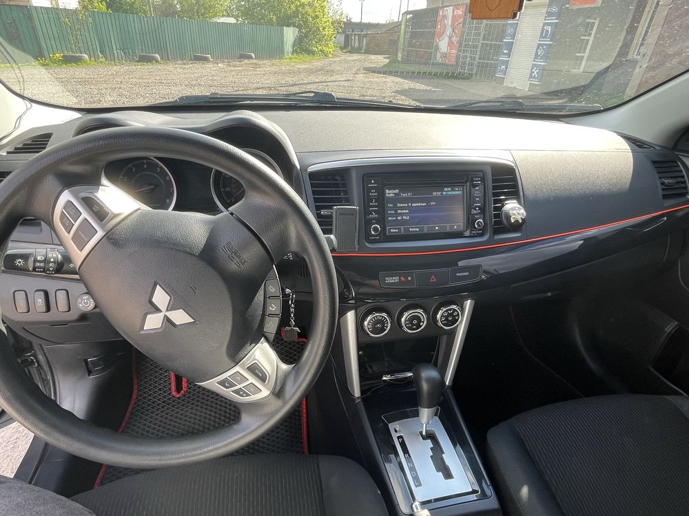 Mitsubishi Lancer  Х 2017рік