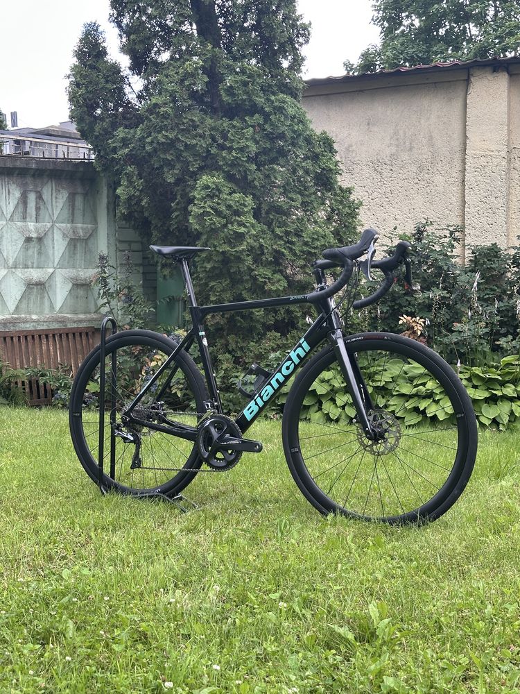 Bianchi Sprint карбоновий шосейний велосипед