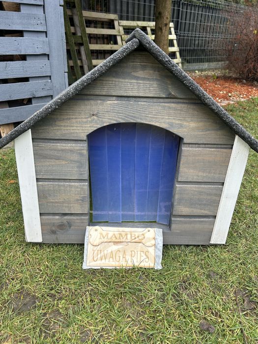 Buda dla psa średniej wielkości