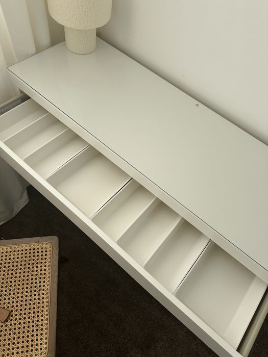 Nowa toaletka Malm Ikea