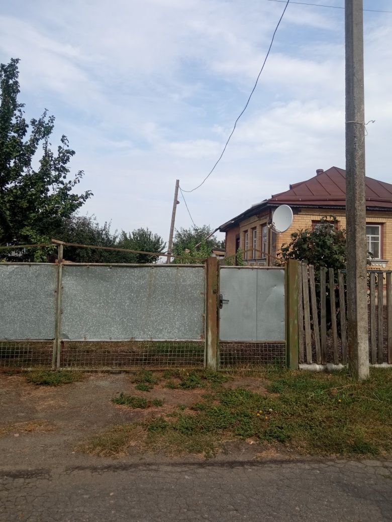 Будинок в с. Байбузи
