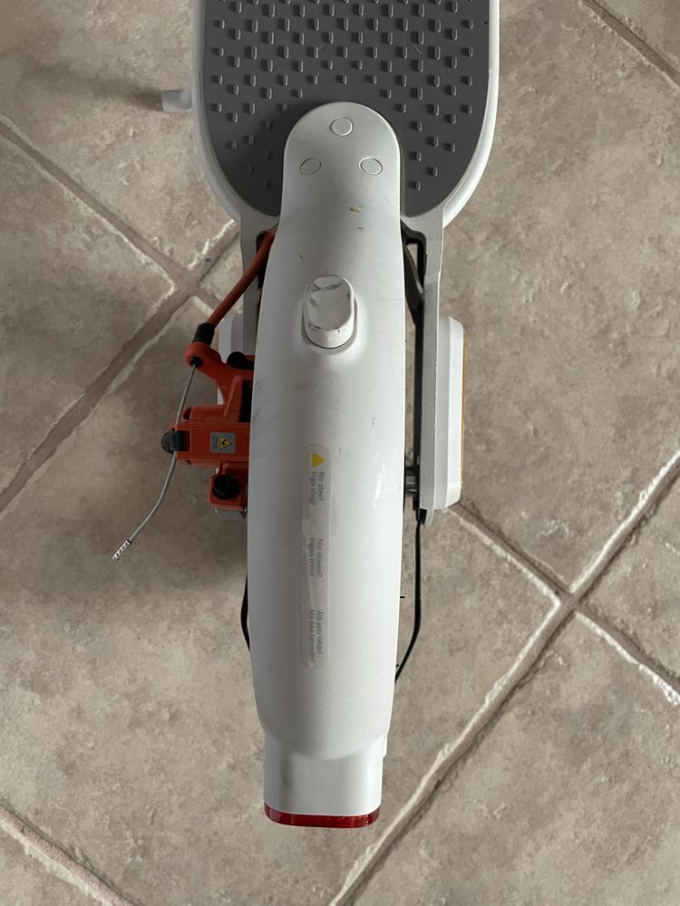 Nowa Hulajnoga Xiaomi Mi Electric Scooter 3 2022 8,5" Szary+gwarancja