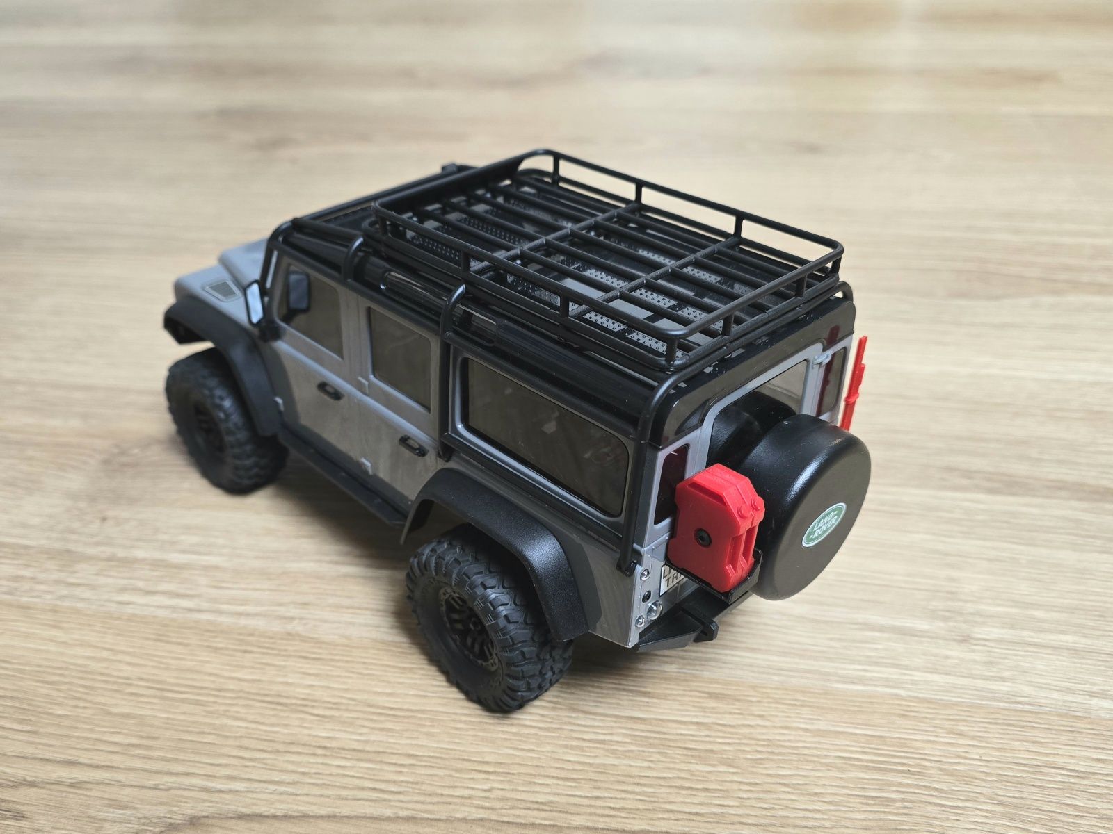 Traxxas TRX4m defender como novo 2 baterias