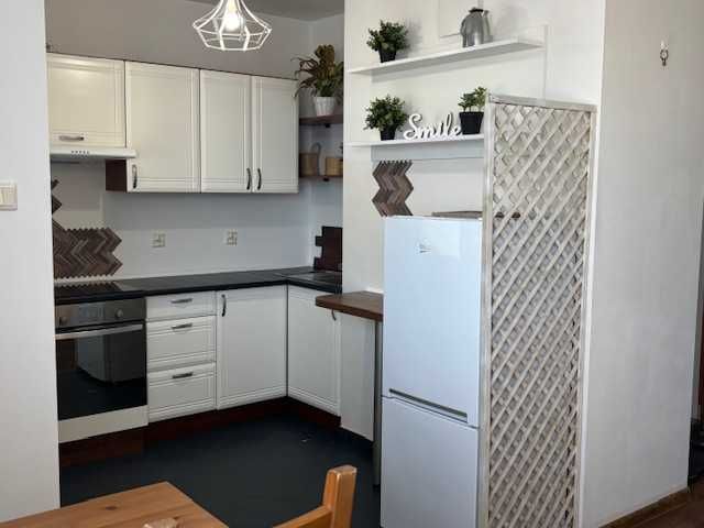 Sprzedam  kawalerka do odświeżenia Gdynia Redłowo Legionów centrum