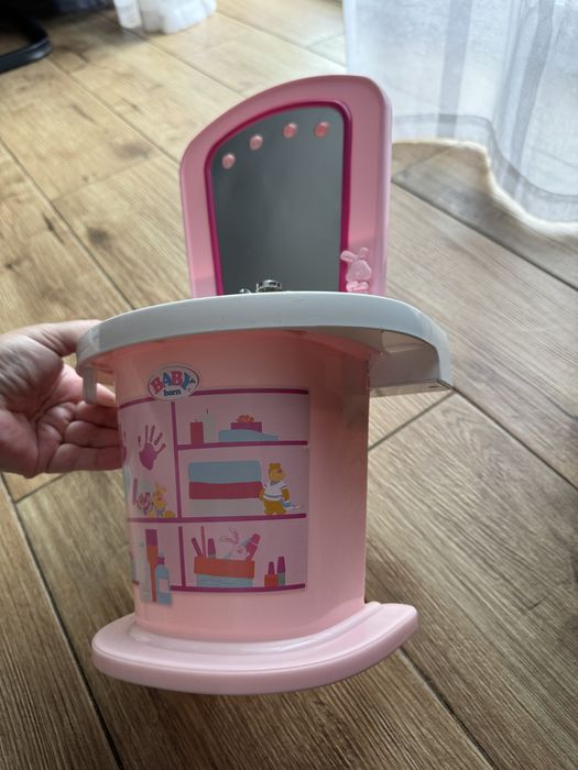 Toaletka lustro kran umywalka, świeci mebelki baby born zabawka intera