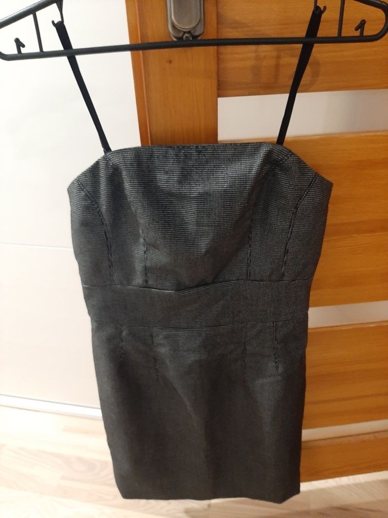 Sukienka Reserved 36