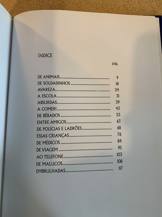 Livro “muitas anedotas para rir”