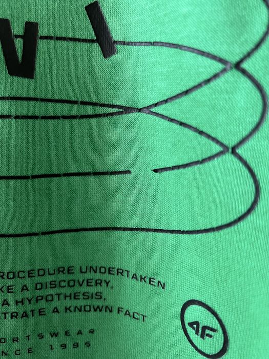 Zielona młodzieżowa bluza 4F