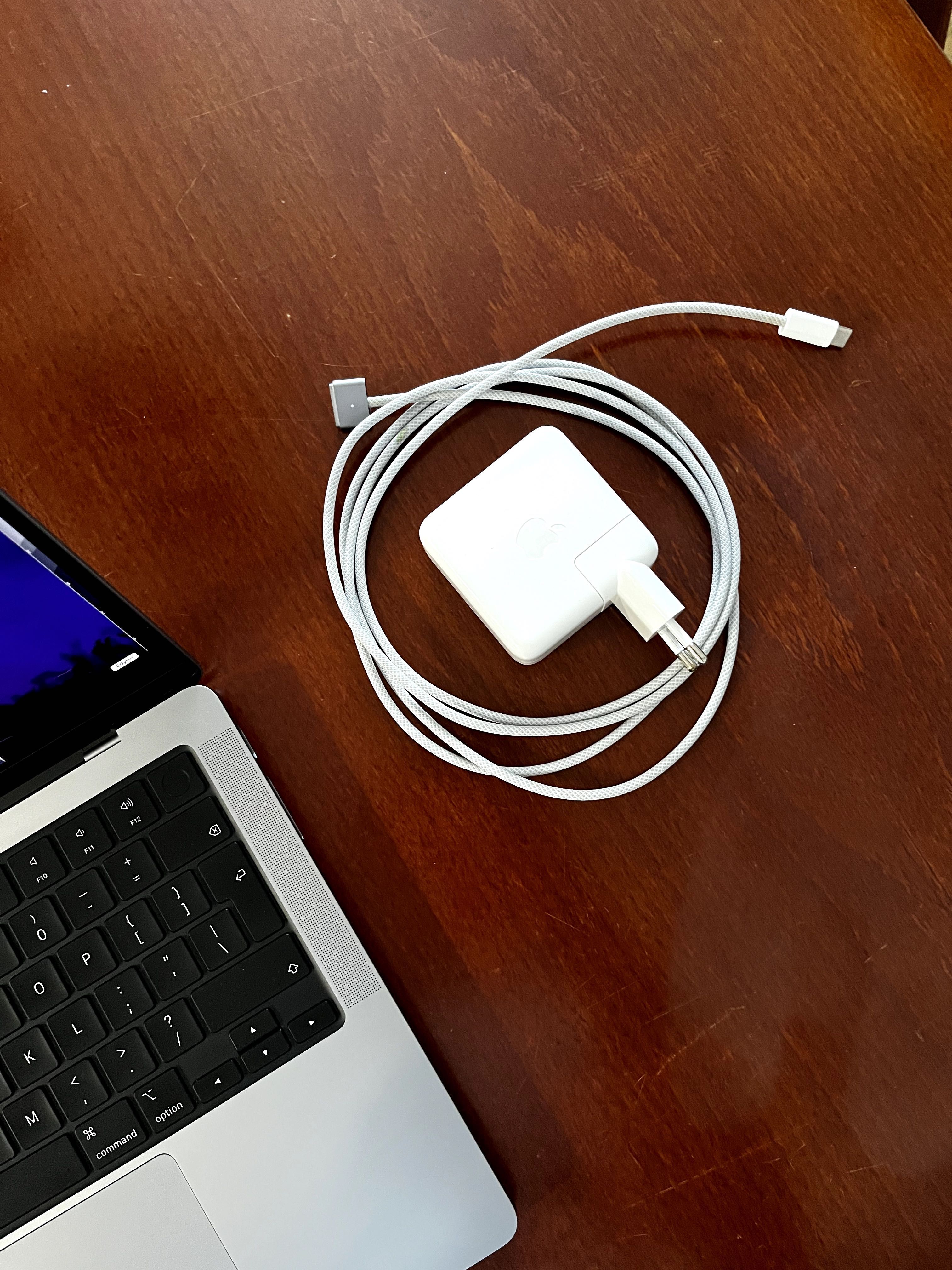 MacBook Pro m3 base