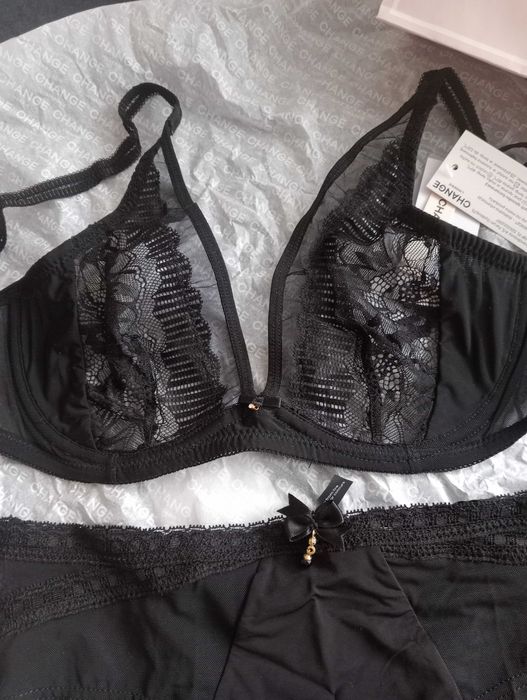 Czarna bielizna damska