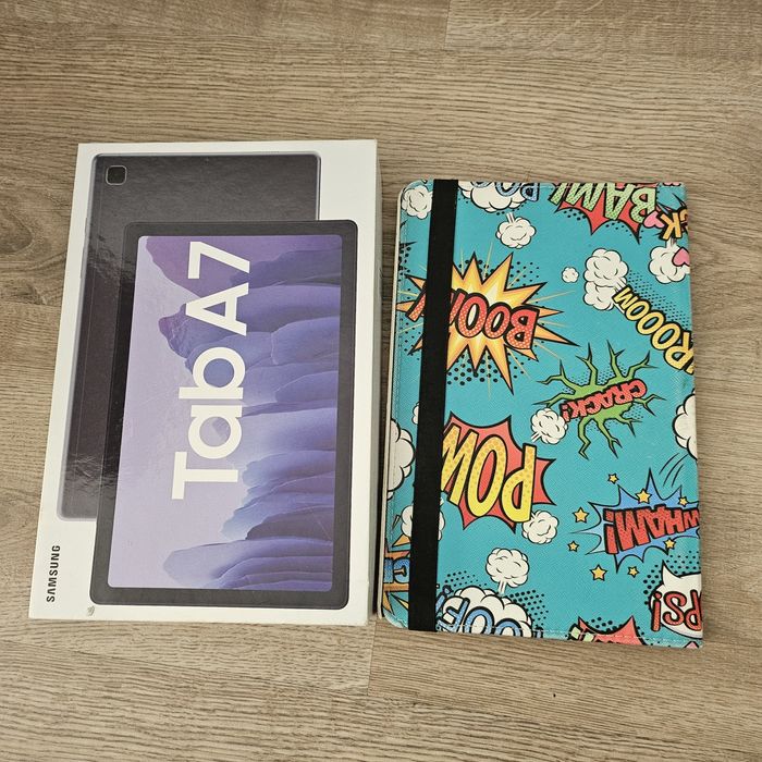 Samsung Tab A7 com capa