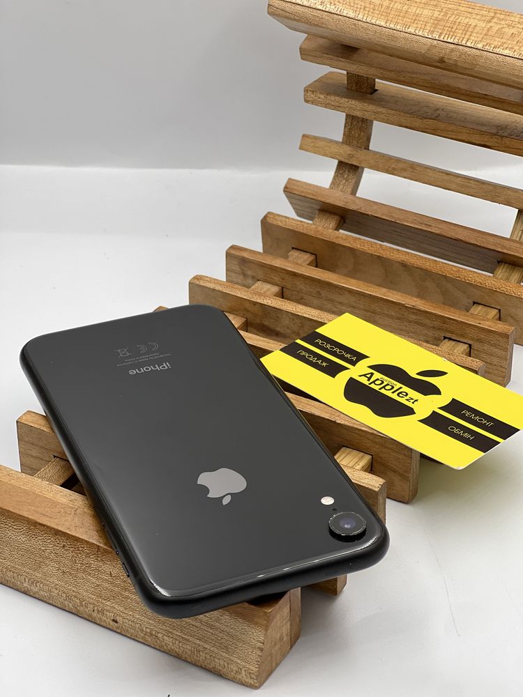 iPhone XR 64Gb neverlock black батарея 100%