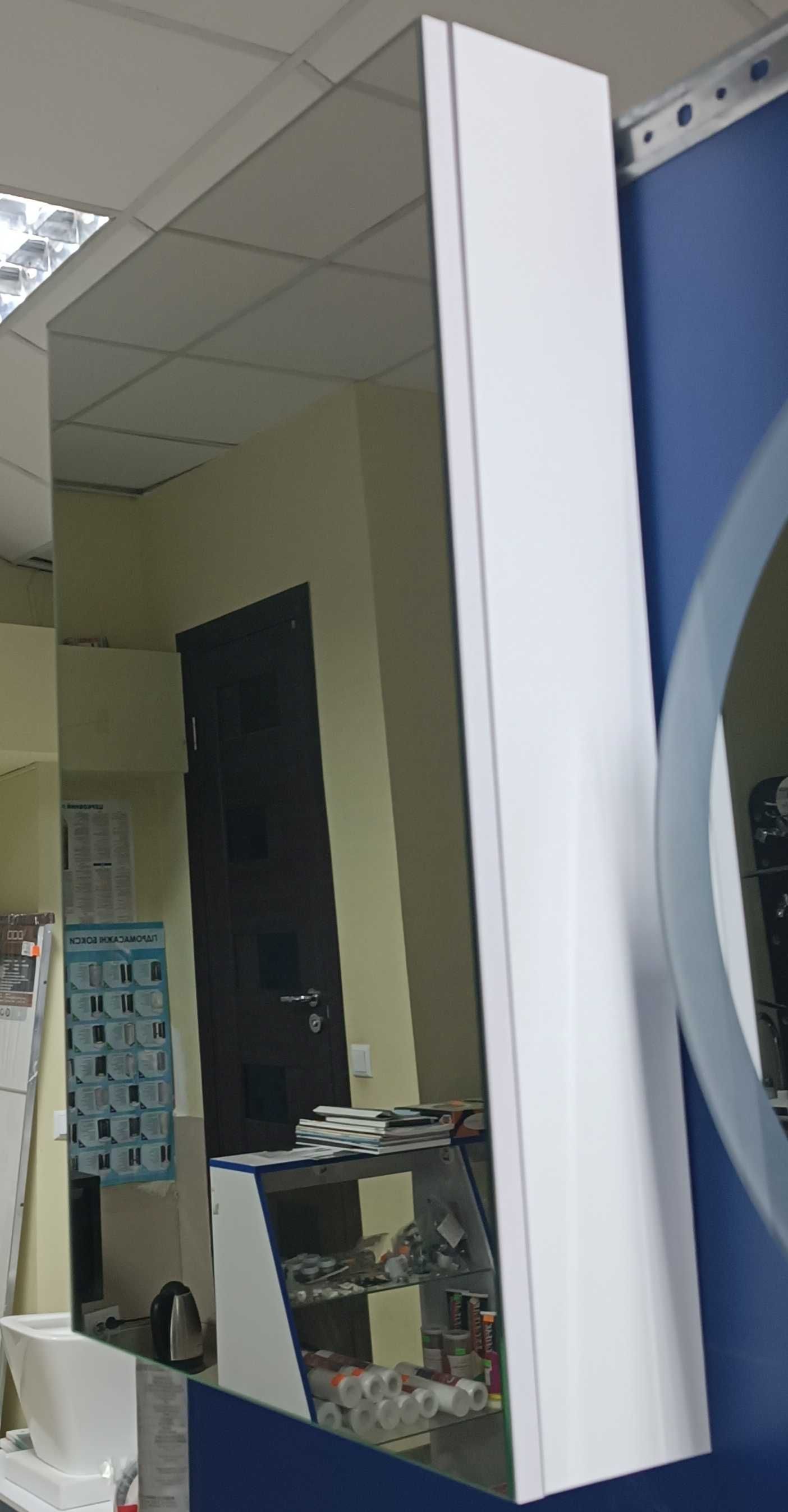 Дзеркала шафа в ванну кімнату нова