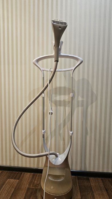 Вертикальна праска, відпарювач Philips