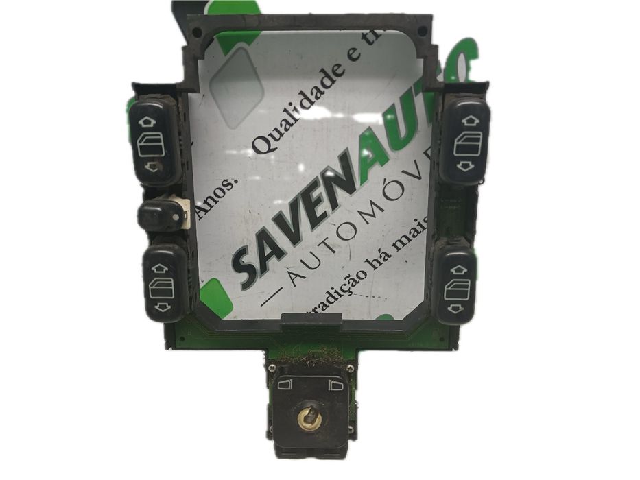 Comando / botão / interruptor vidros frente esquerdo MERCEDES-BENZ Cla