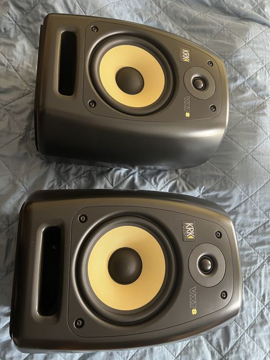 Monitory studyjne KRK VXT8