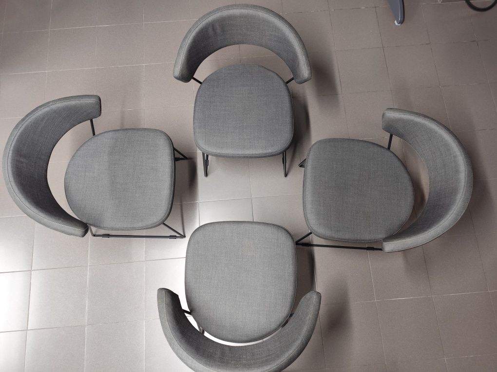 Quatro Cadeiras sala Calligaris