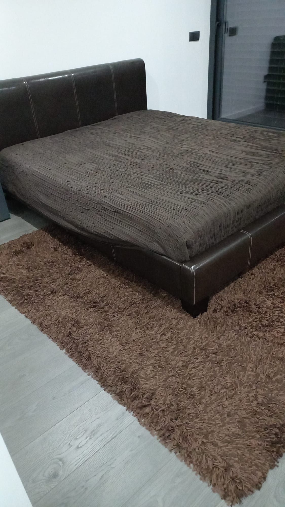 Cama de Casal com estrado