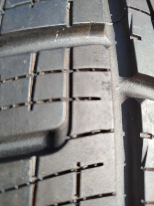 A85# Opony uzywane M/S  275/55/19" Pirelli