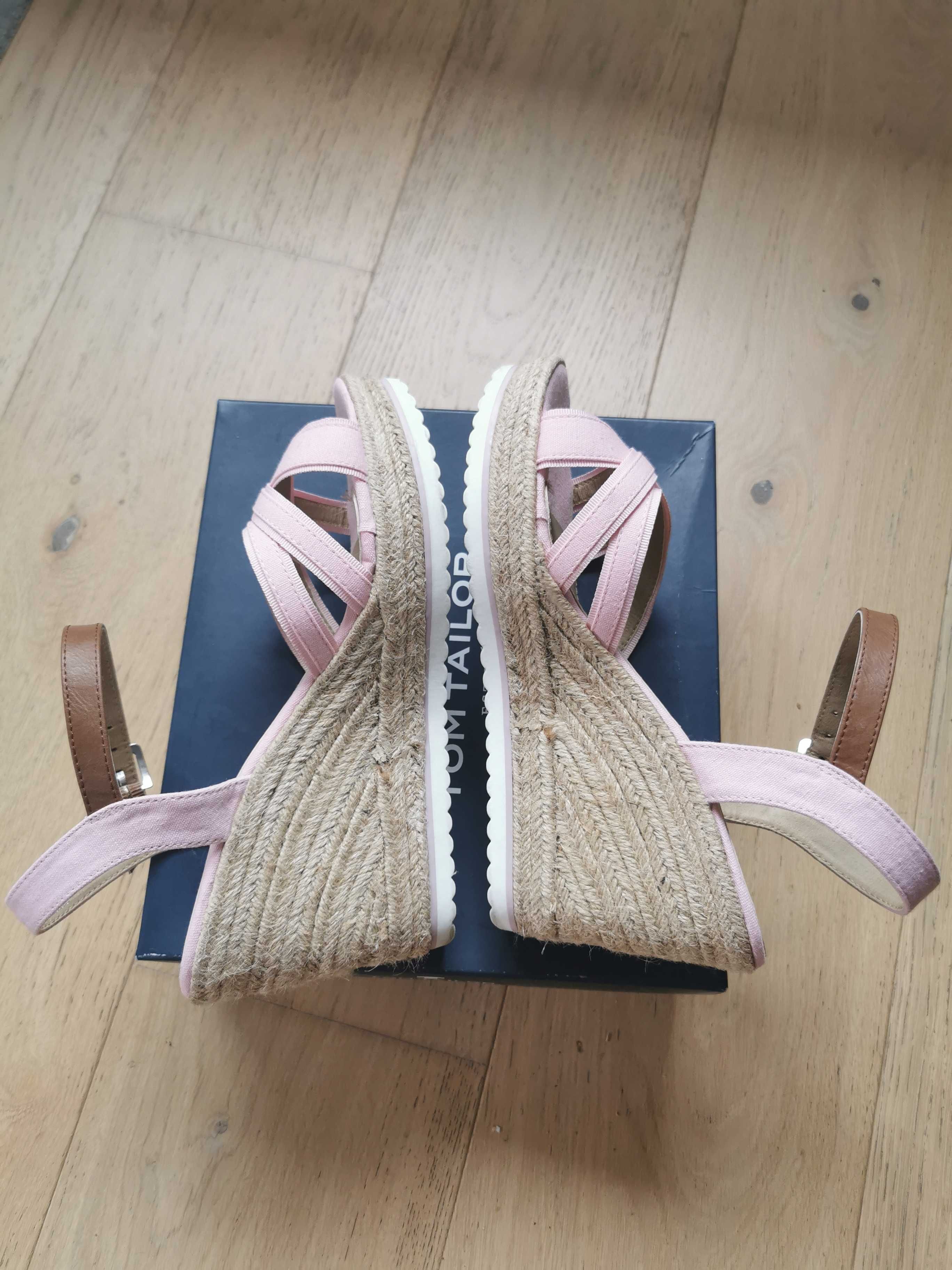 Buty espandryle Tom Tailor koturna 41/42
