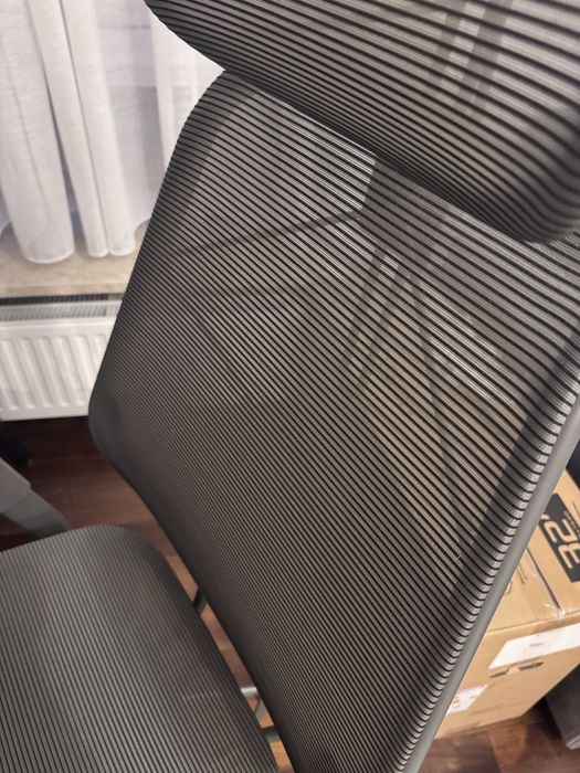 Krzesło gamingowe IKEA STYRSPEL – ciemnoszare, jak nowe, 4 miesiące