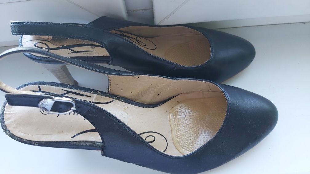 Firmowe buty damskie Rozm 37