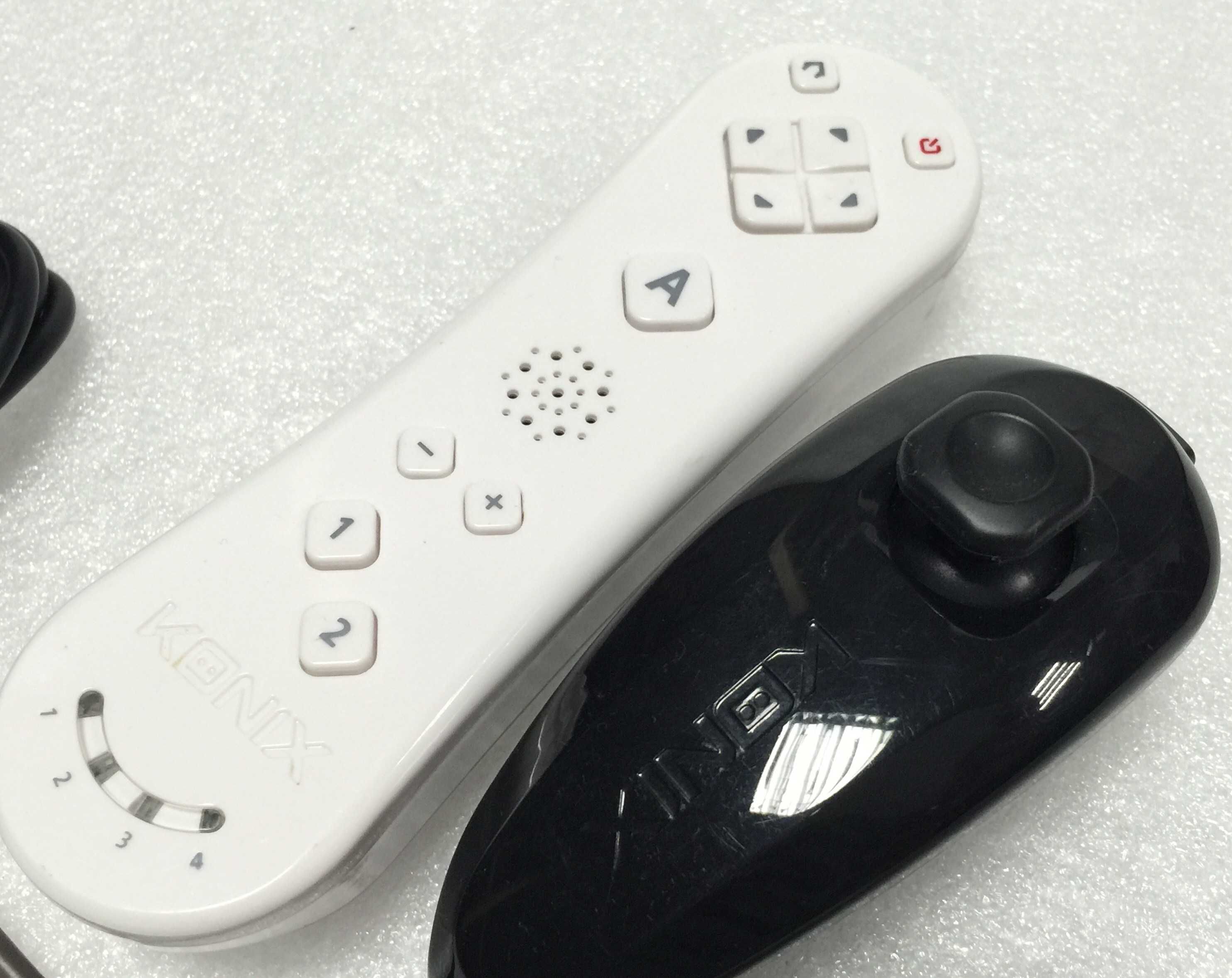 Pakiet Pilot Remote i Nunchuck Konix do Nintendo Wii