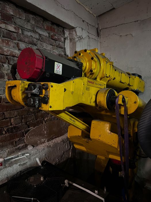 Robot przemysłowy Fanuc S-420iF