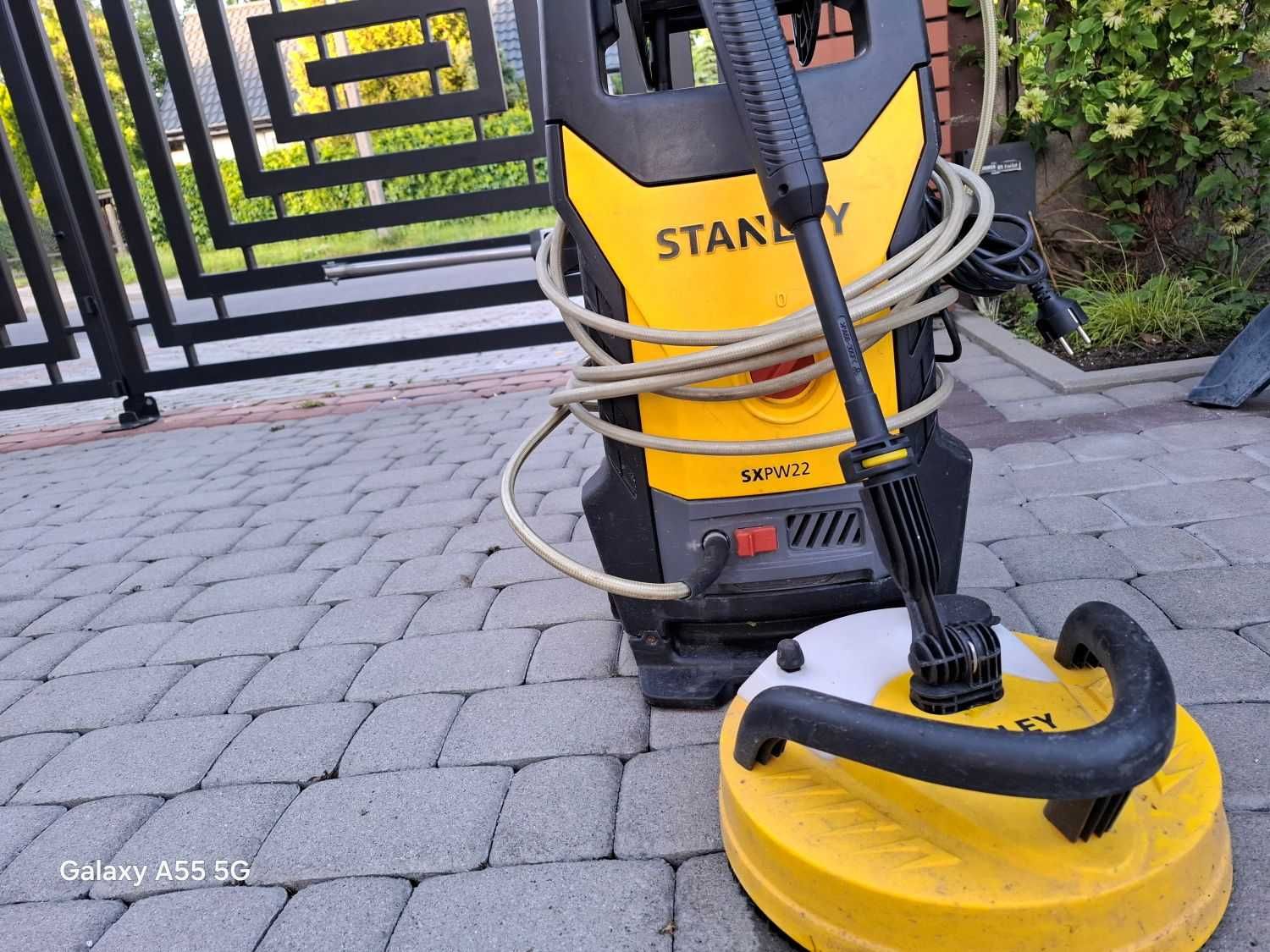 Myjka Ciśnieniowa Stanley SXPW22 Szczotka Do Mycia Kostki Uszkodzona