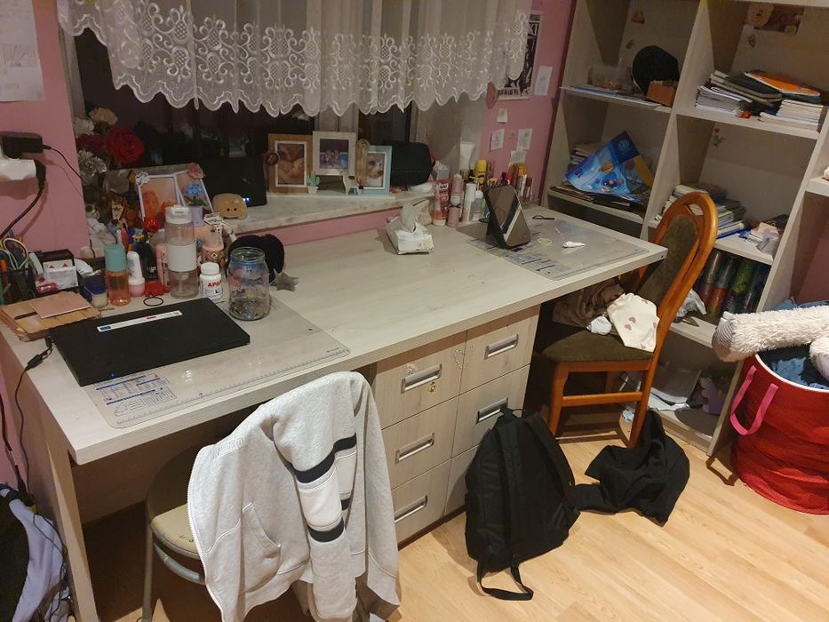 Meble szafa biurko półka regał