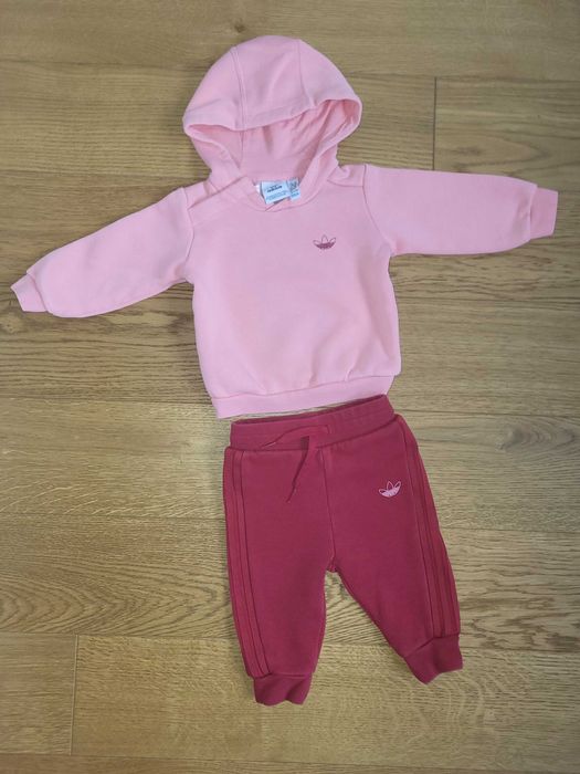 Dres adidas bluza i spodnie 6-9 m-cy 74