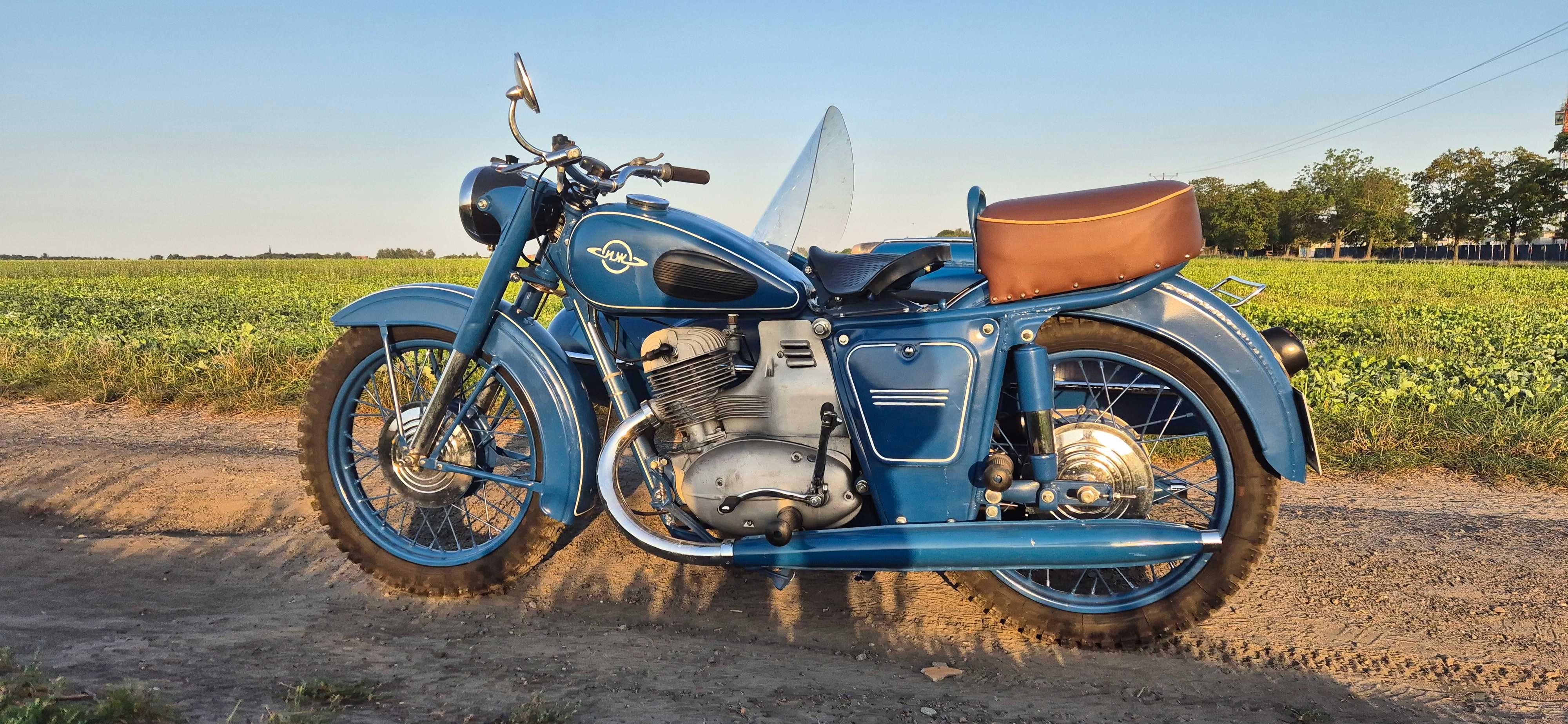 IŻ 56 1961 rok z koszem