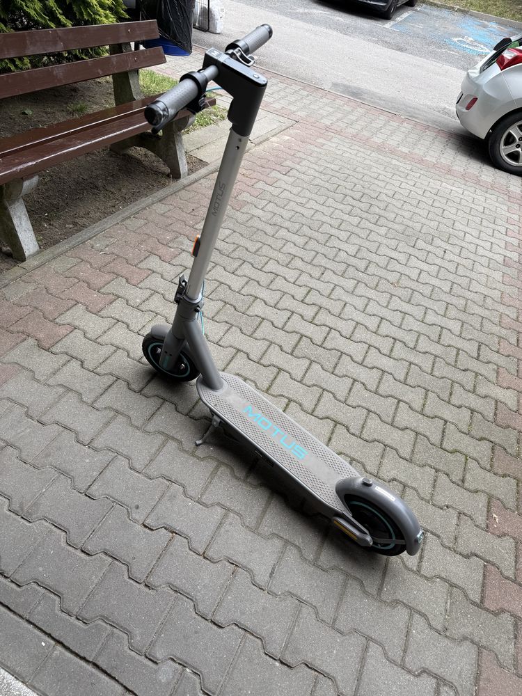 Hulajnoga elektryczna Motus Scooty 10