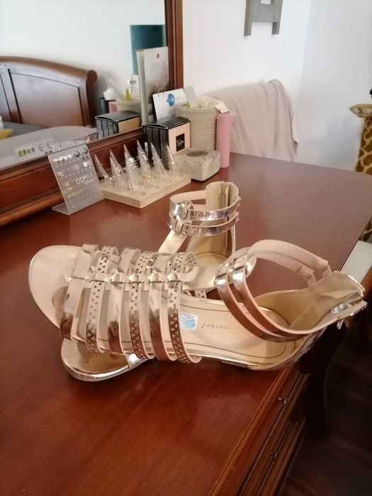 Sandálias rose gold