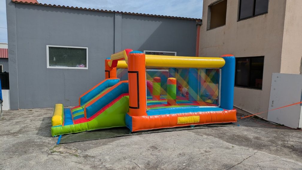 Aluguer Insuflável