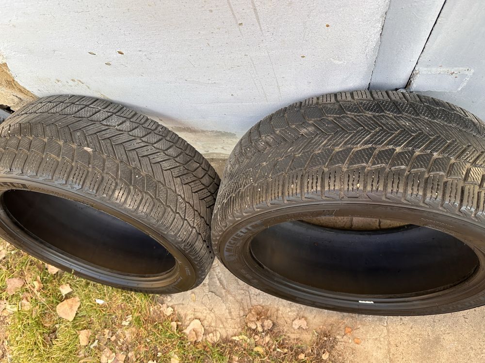 Резина комплект різноширокий зимній MICHELIN X-Ice Snow