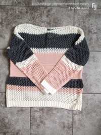 Sweter w ażurowy wzór.Colloseum