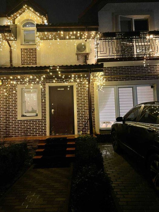 Таунхаус з ремонтом в Ірпені 163 м² Закритий комплекс, камін, меблі.