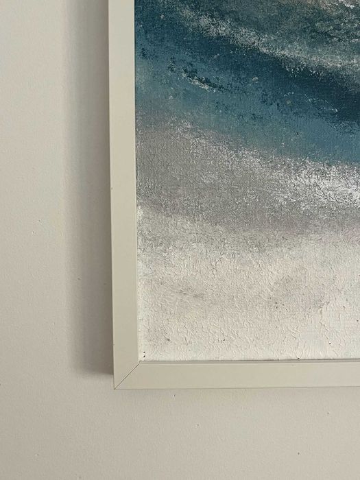 Pintura abstrata em acrílico em tons de azul, salmão e cinzento