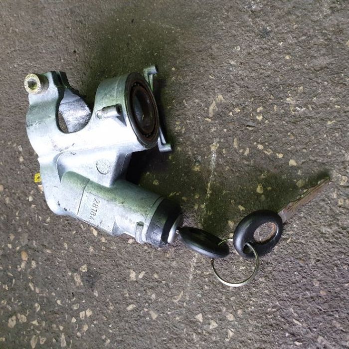 PORSCHE 924 STACYJKA KLUCZYK